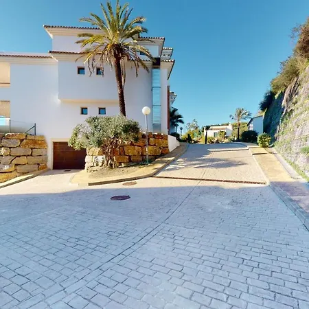 Royal Golf Casares Penthouse 公寓